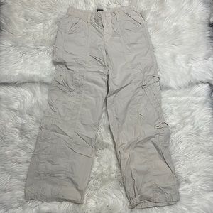 ♡ UO Cargo Pants  ♡